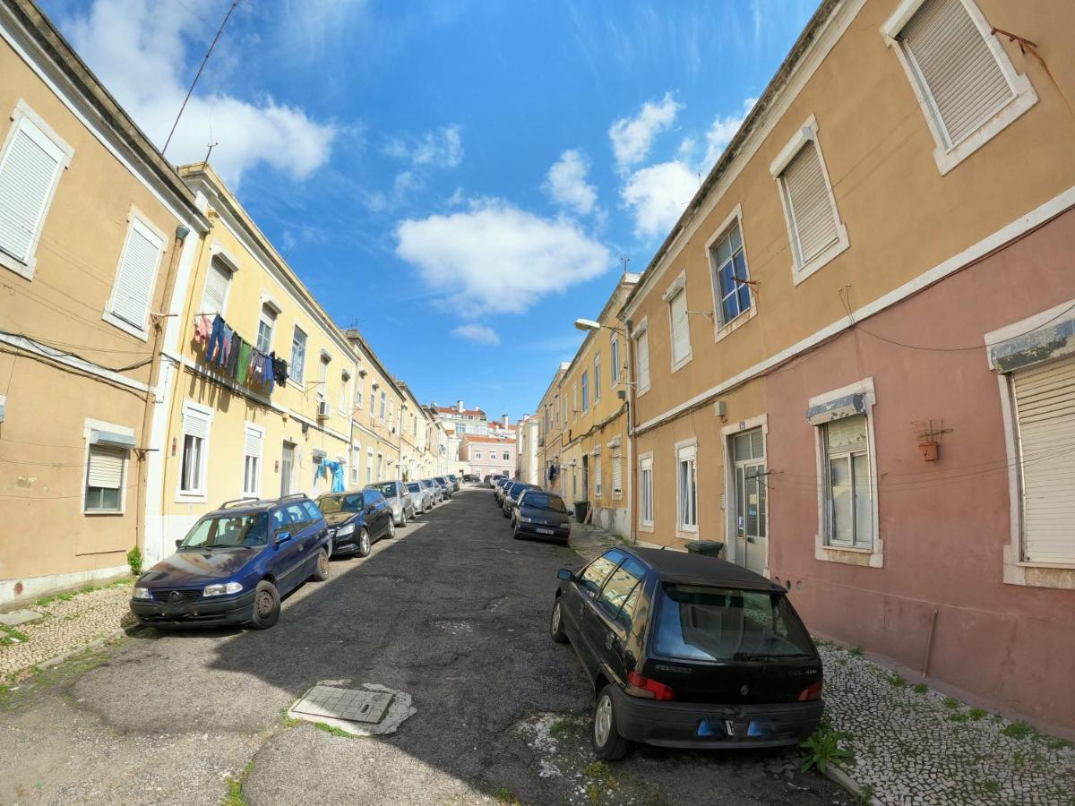 Lisbon T2 Apartment In Typical Villa In Sapadores Lisboa Dış mekan fotoğraf